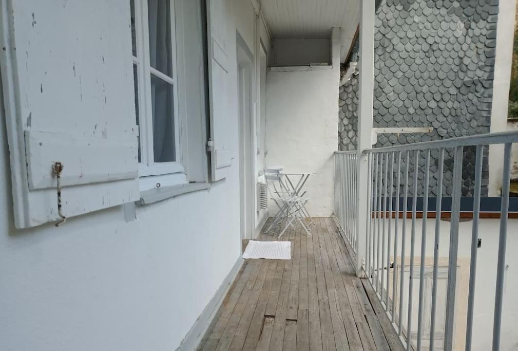 Appartement Centre Ville Avec Balcon -Terrasse Prive Tulle Exteriér fotografie